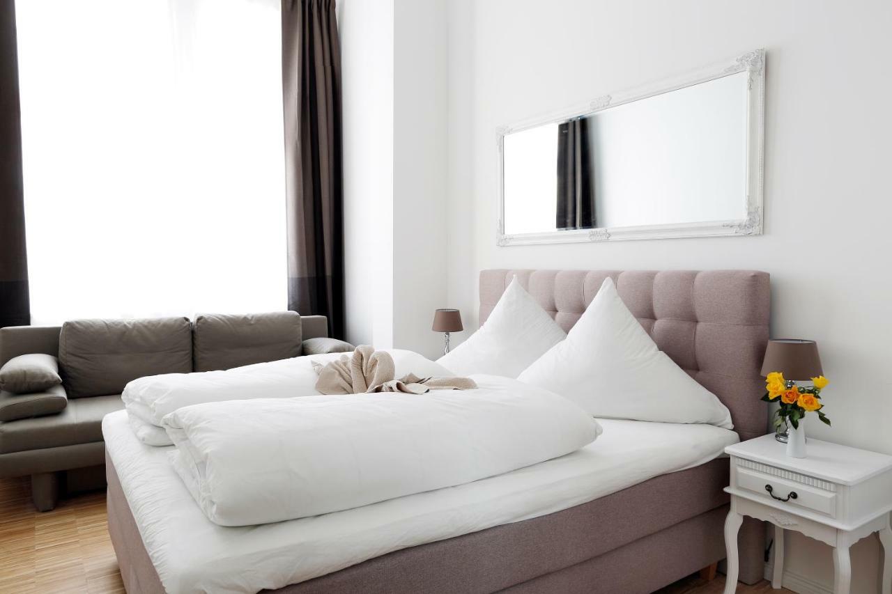 Sc 02 By Rockchair Apartments L Superhost Status L 4 Bedrooms Boxspringbeds 2 Bathrooms Balcony Elevator - Cozy Family & Business Flair Welcomes You! Berlín Exteriér fotografie